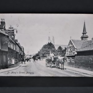 Postcards - Suffolk  - St Mary's street Bungay  1905
