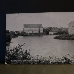Postcards = Norfolk - The Mill Pool Mundesley on Sea - 1935