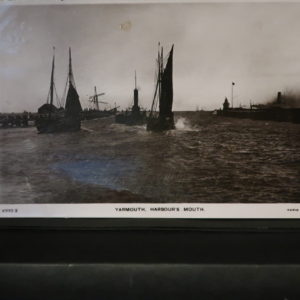 Postcards - Norfolk /Suffolk fishing industry - "Yarmouth Harbour mouth"