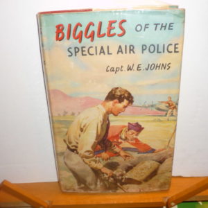 W.E.Johns -Biggles of the special air Police - d/w
